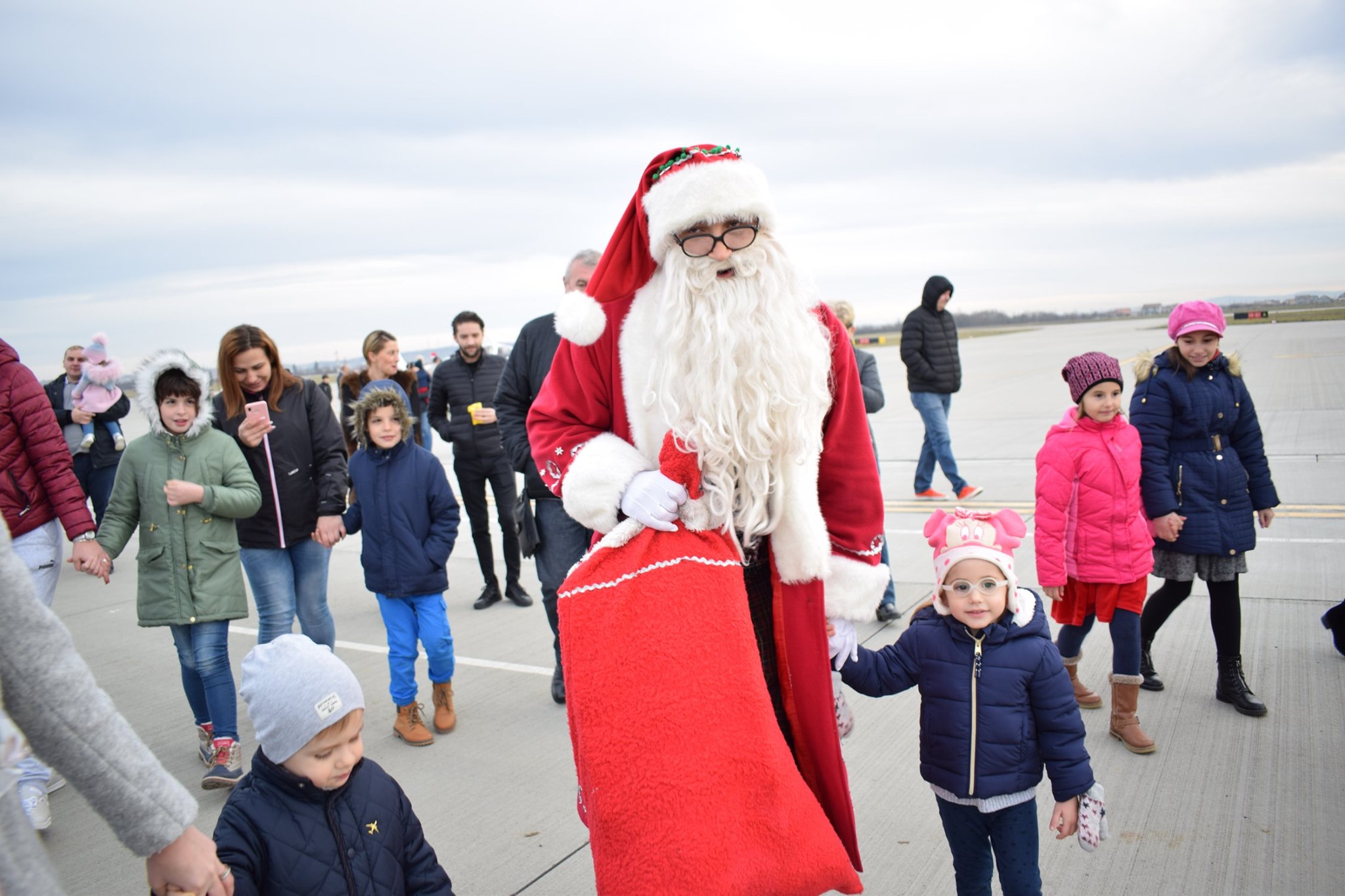 FOTO: Moș Crăciun la Aeroport 20.12.2019