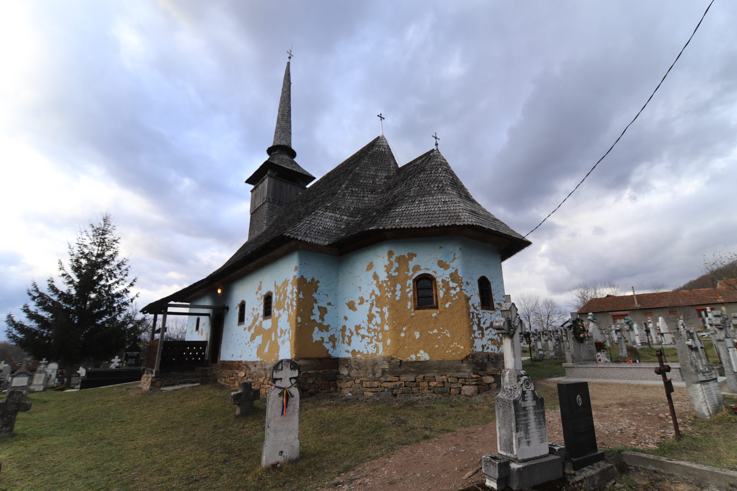 Biserica de lemn de la Fânațe FOTO Stefan Ristache