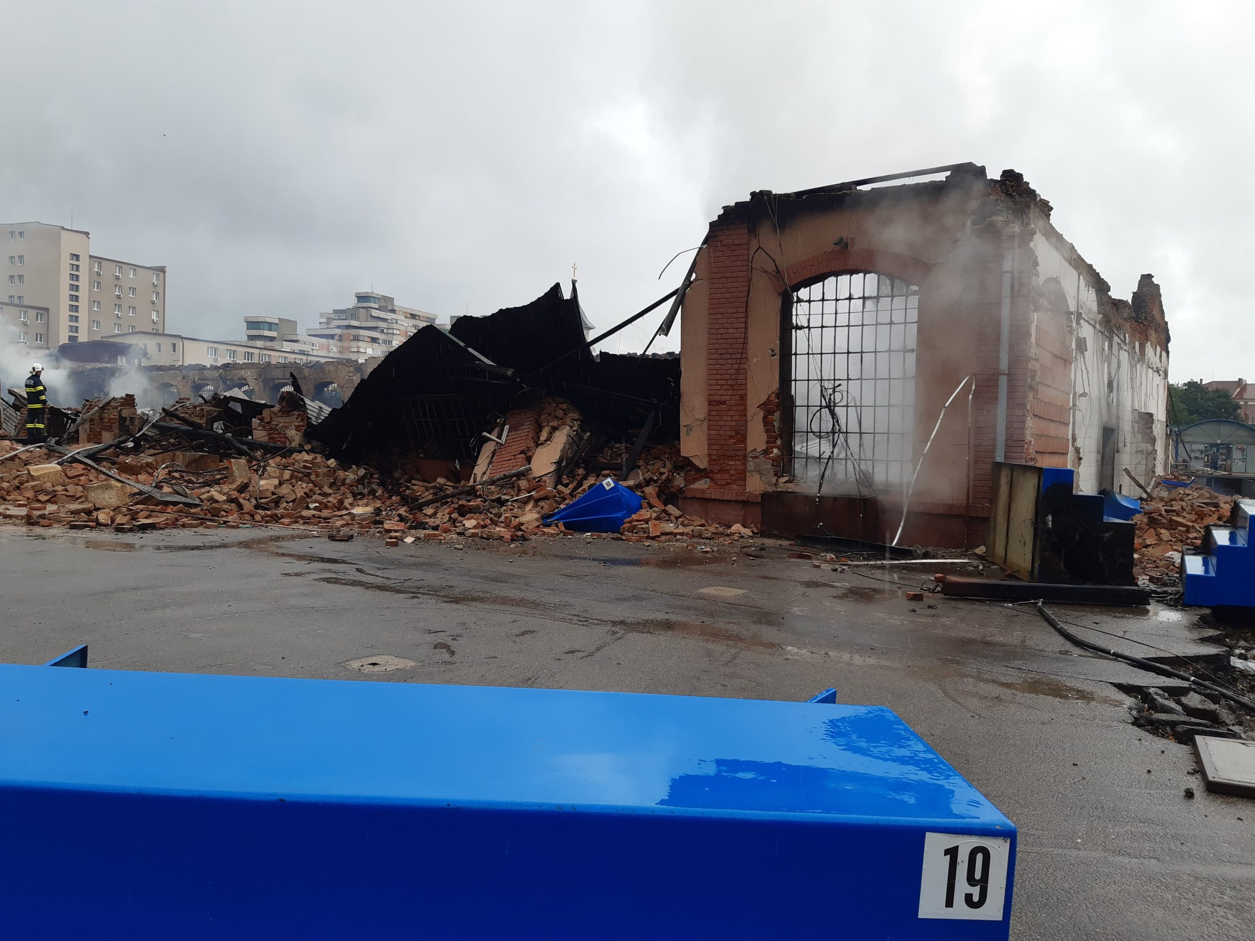 piata mare cetate incendiu (2)