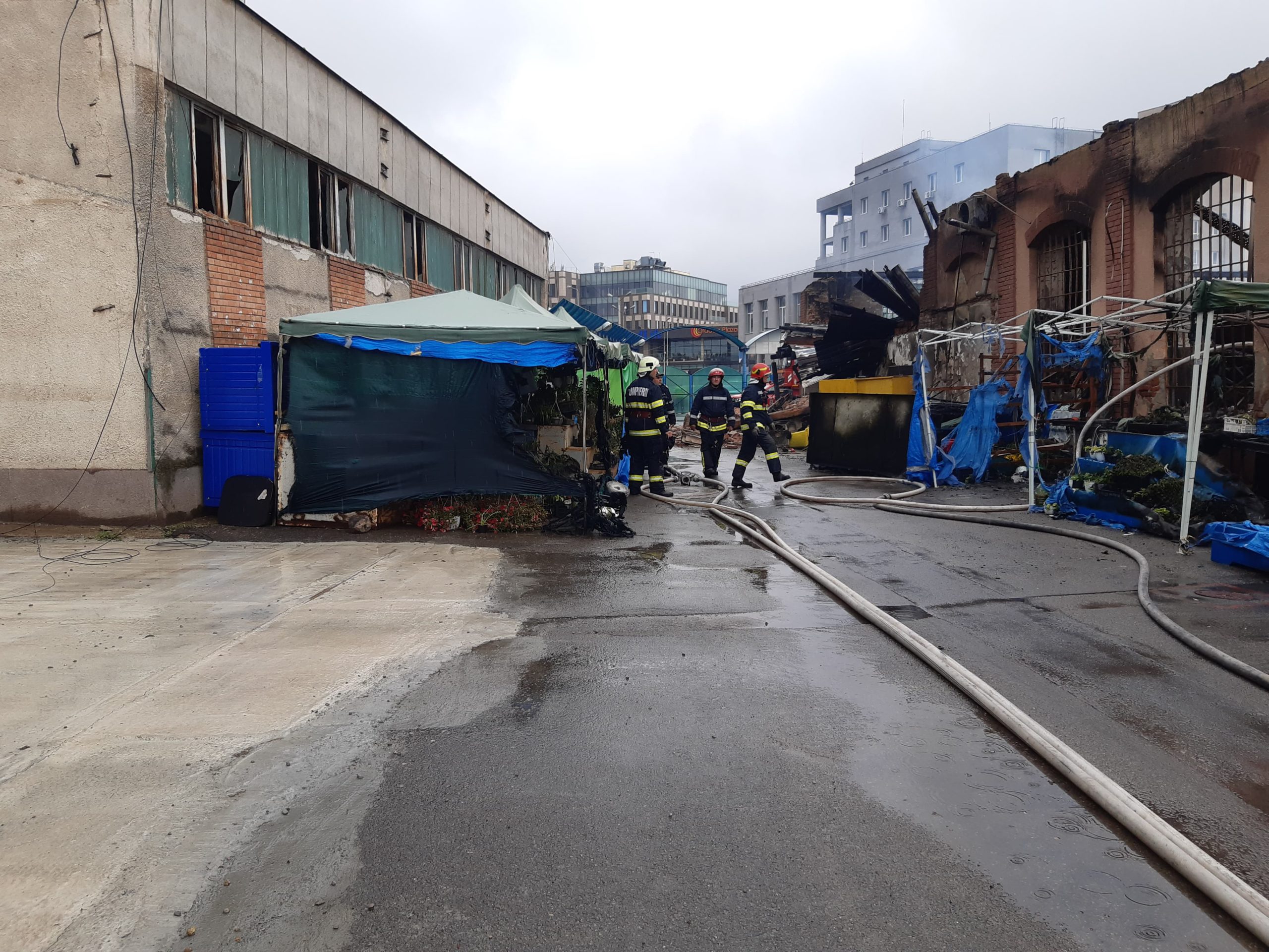 piata mare cetate incendiu (26)