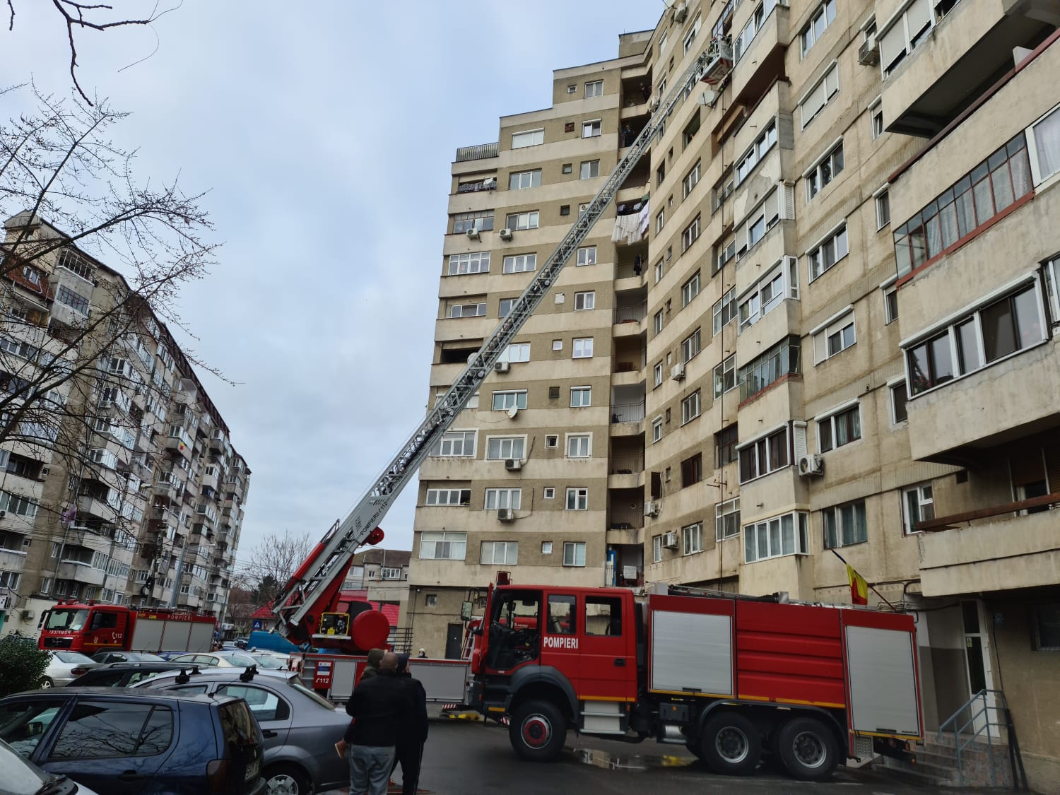 FOTO: Incendiu Bulevardul Dacia Oradea 08.12.2020