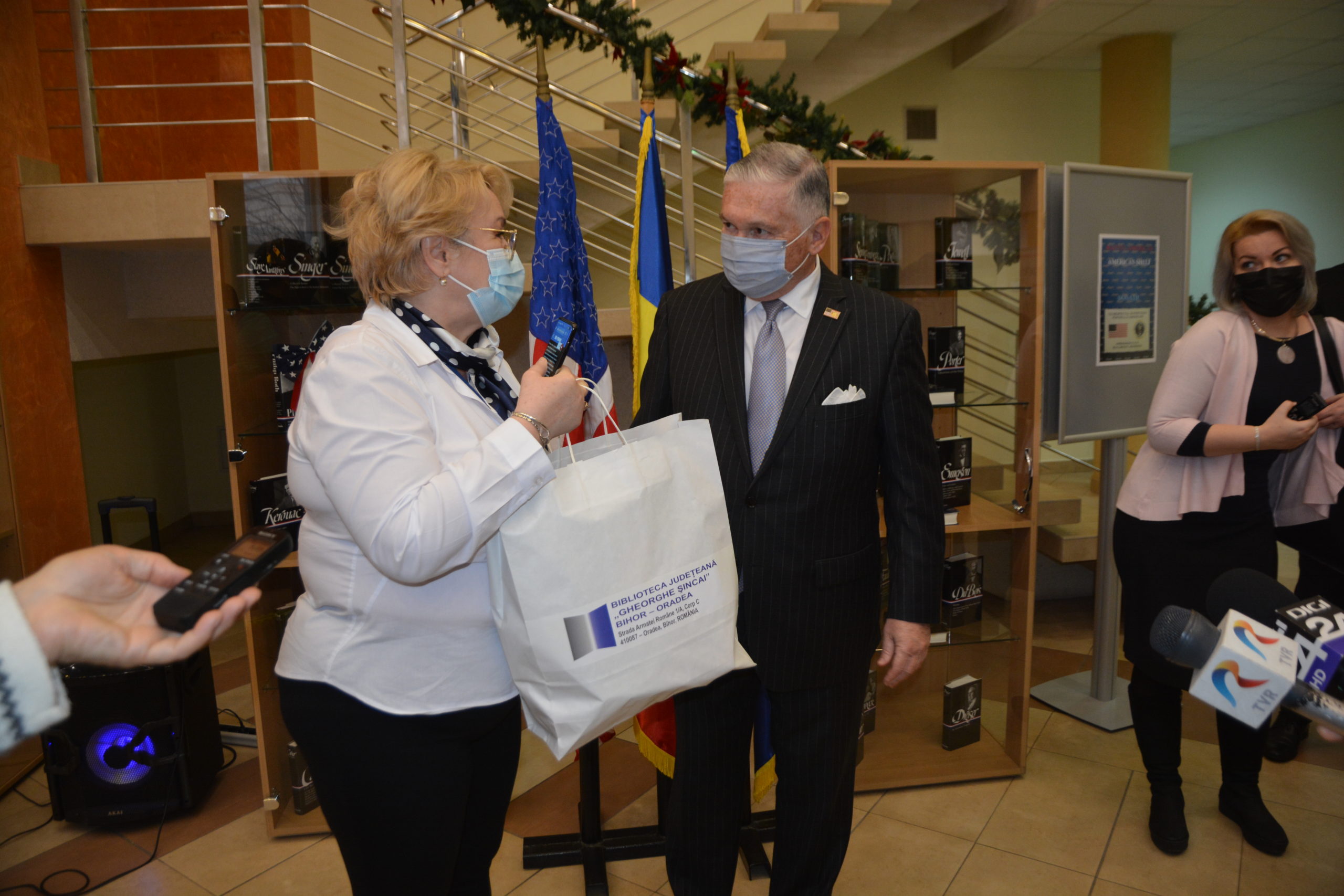 ambasador SUA oradea biblioteca judeteana gheorghe sincai (52)