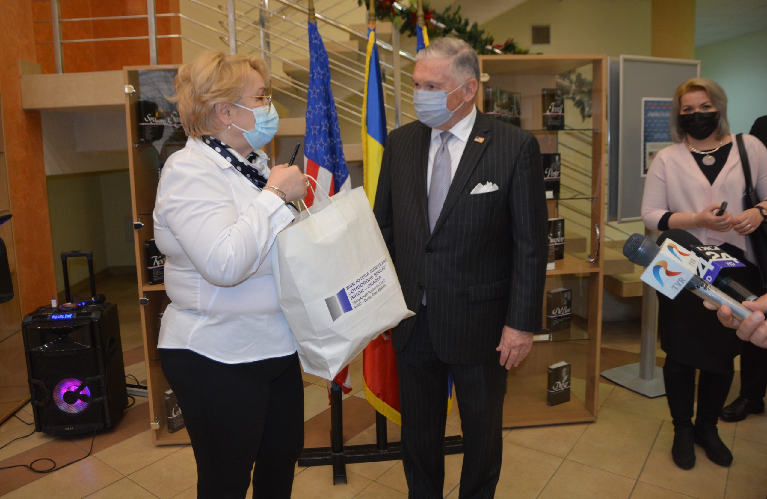 ambasador SUA oradea biblioteca judeteana gheorghe sincai (55)