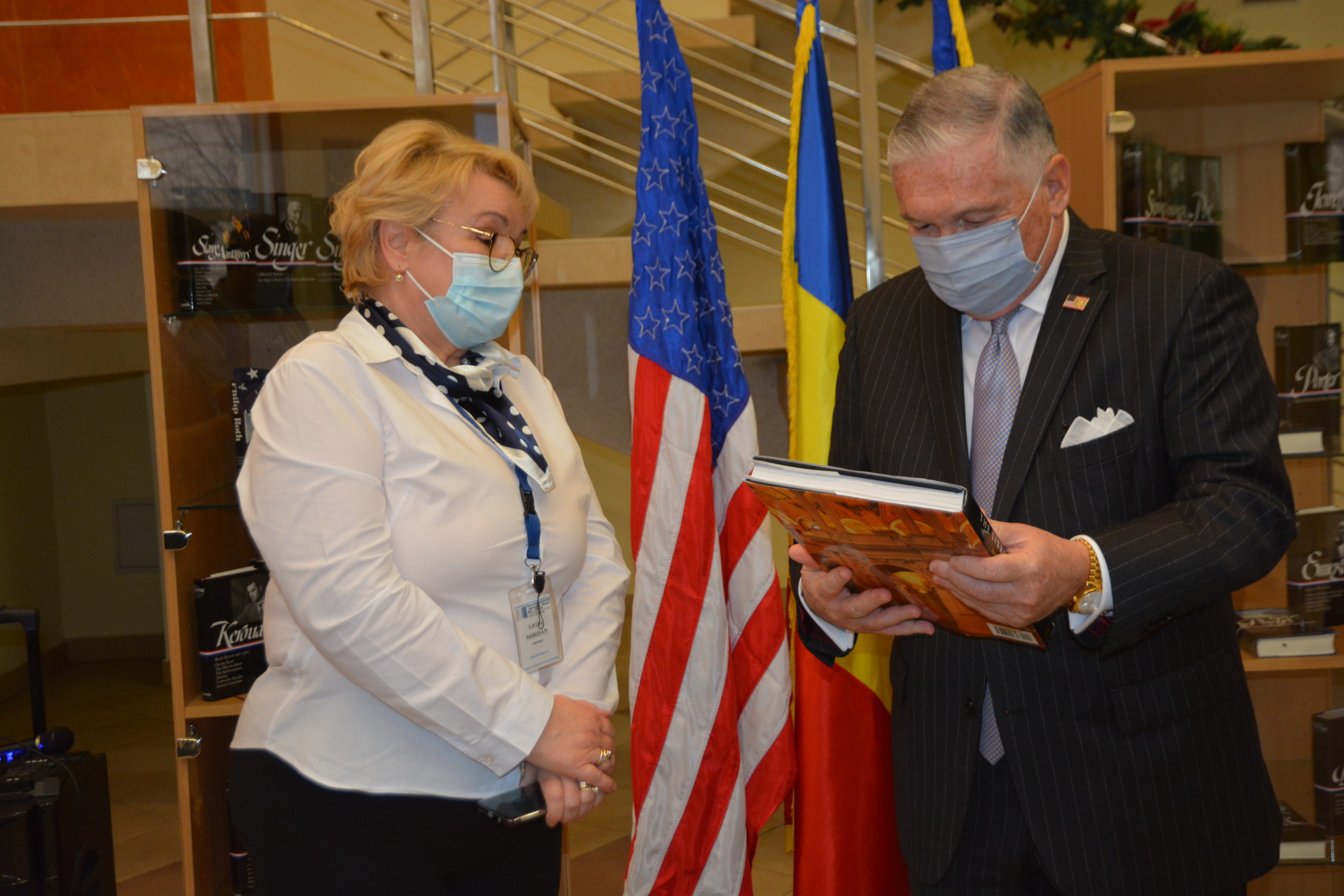 ambasador SUA oradea biblioteca judeteana gheorghe sincai (60)