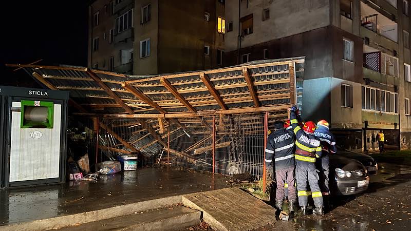 FOTO: Acoperiș luat de vânt 29.12.2020