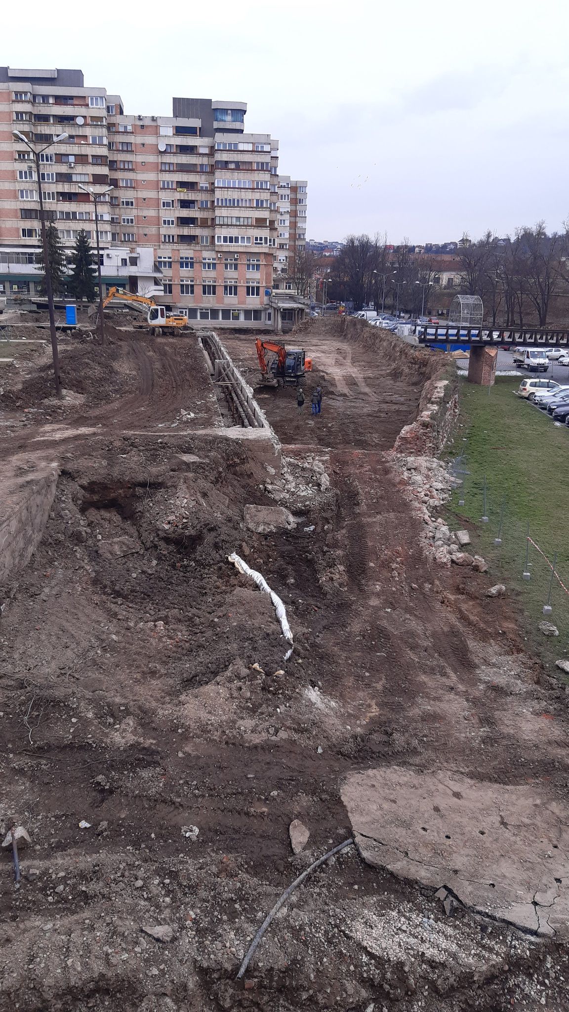 Descoperiri arheologice șantier parcare subterană oradea centrul civic (10)