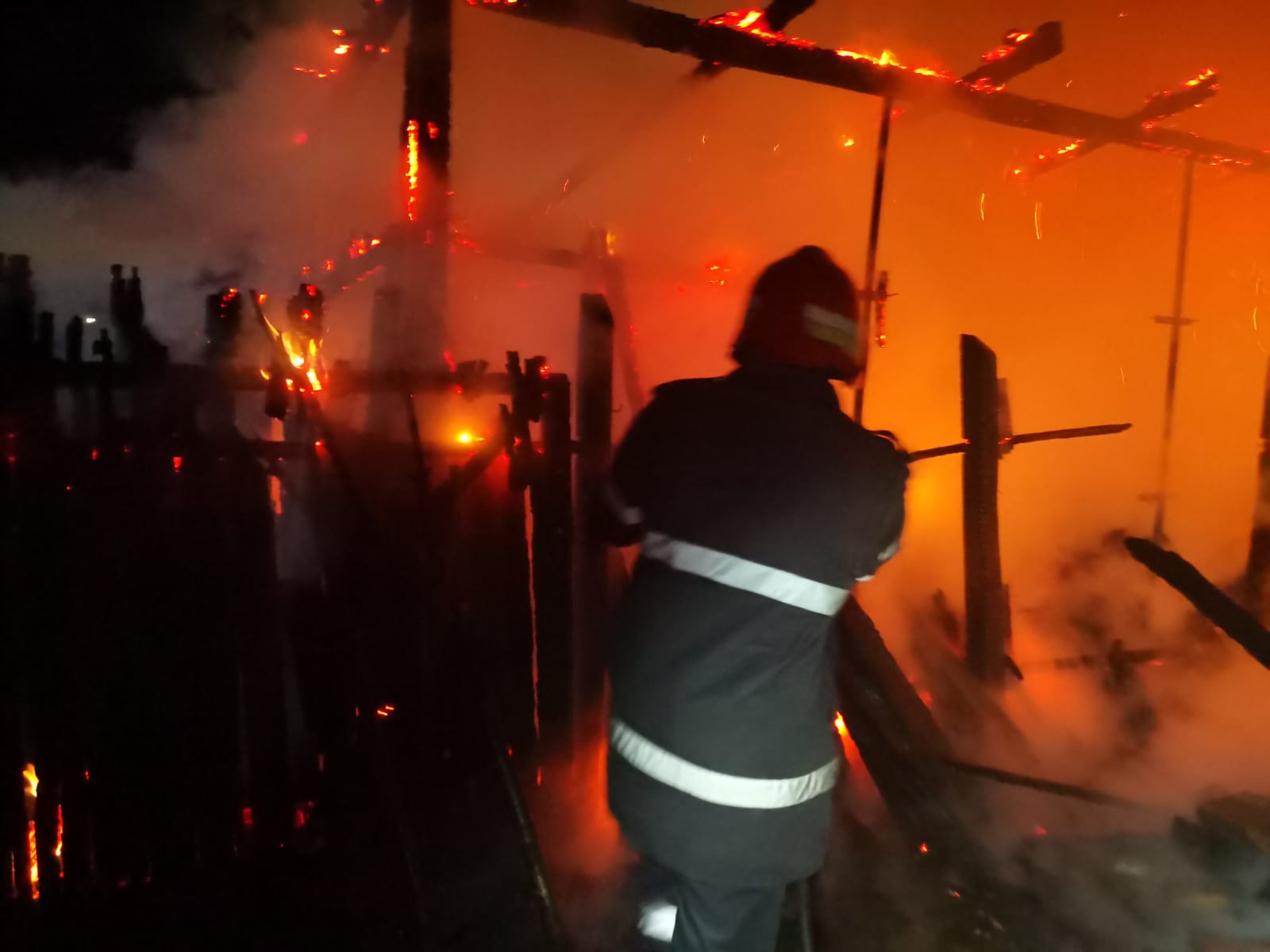 incendiu stei pompieri (4)