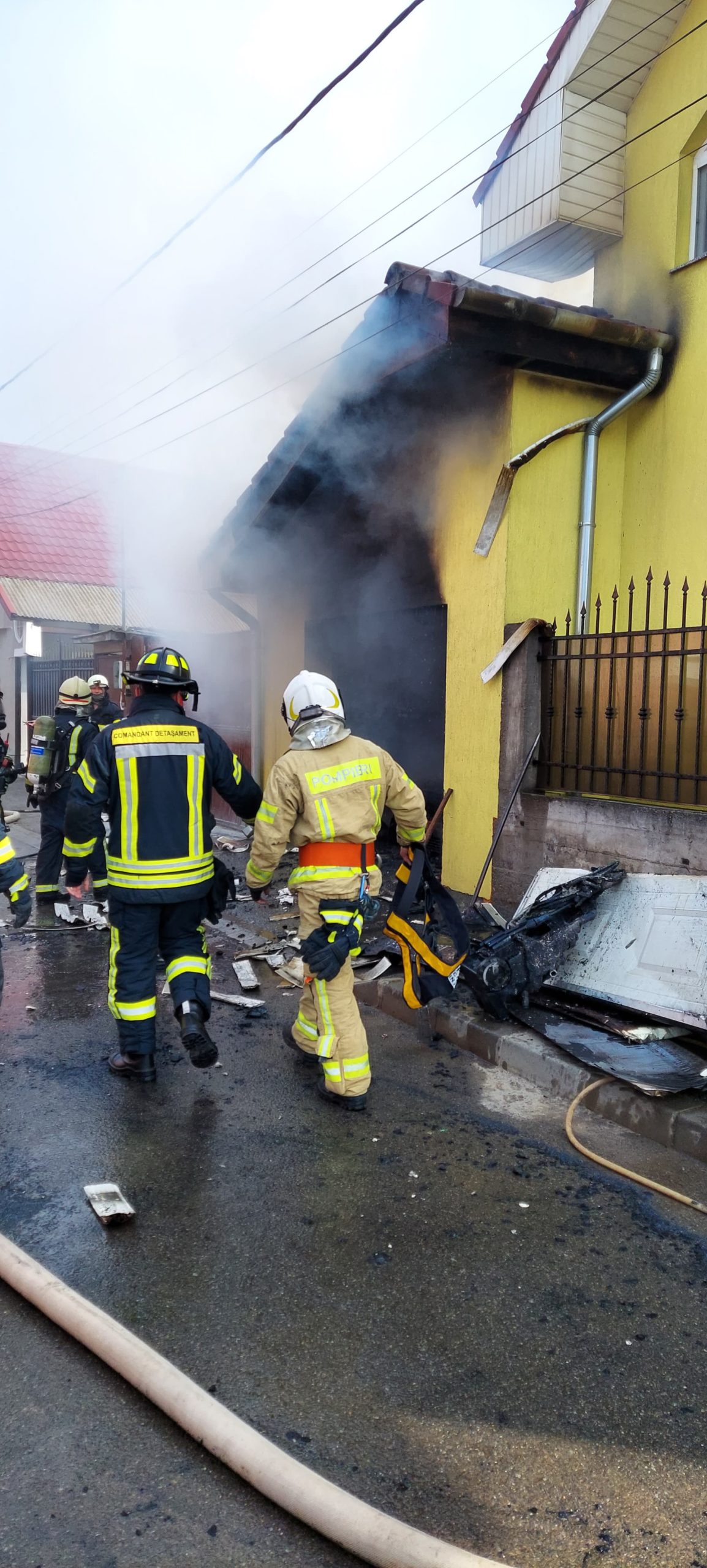 FOTO: Incendiu pe strada Fântânilor din Oradea 29.03.2021