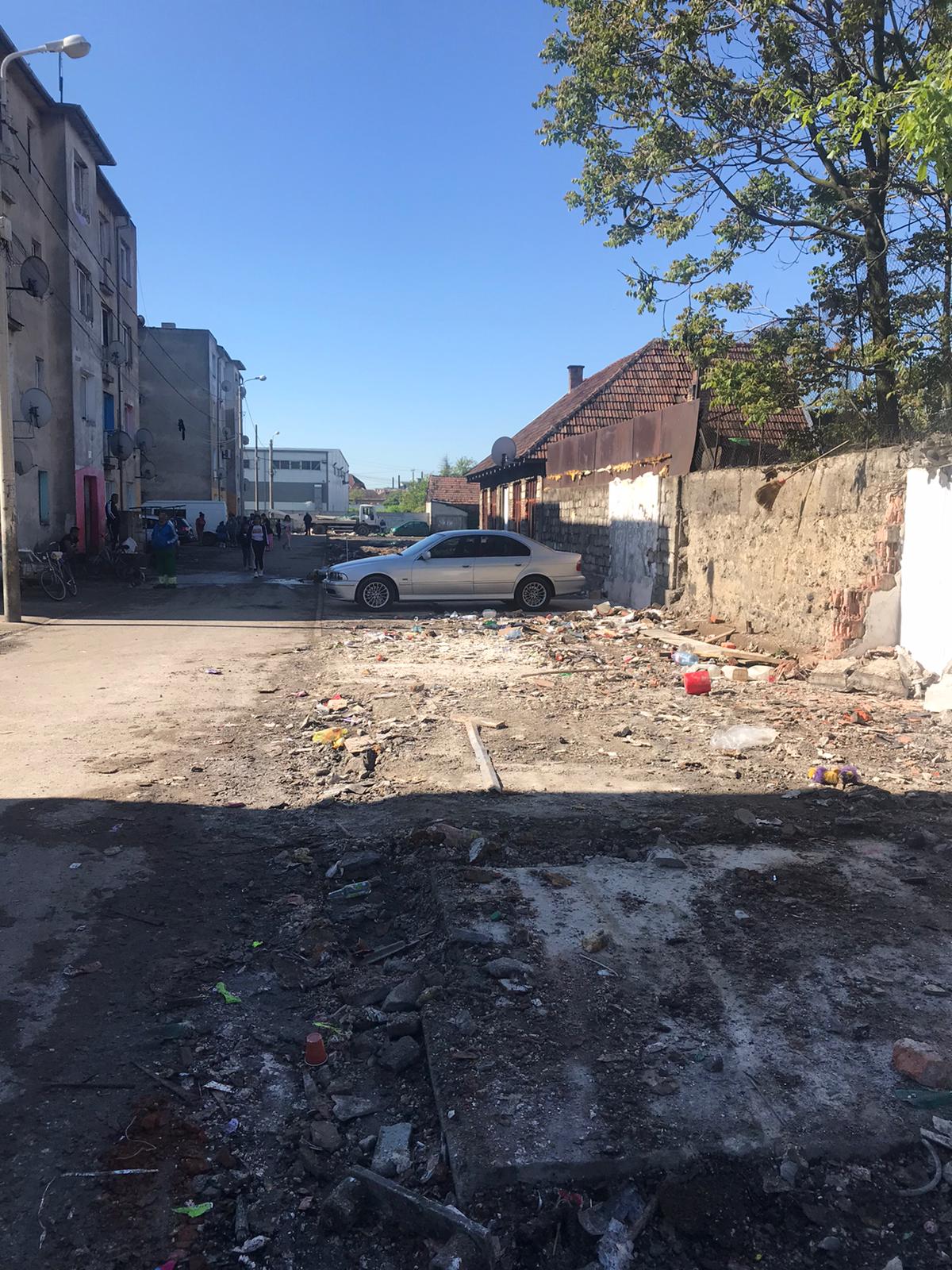 demolari strada voltaire blocuri nato oradea (1)