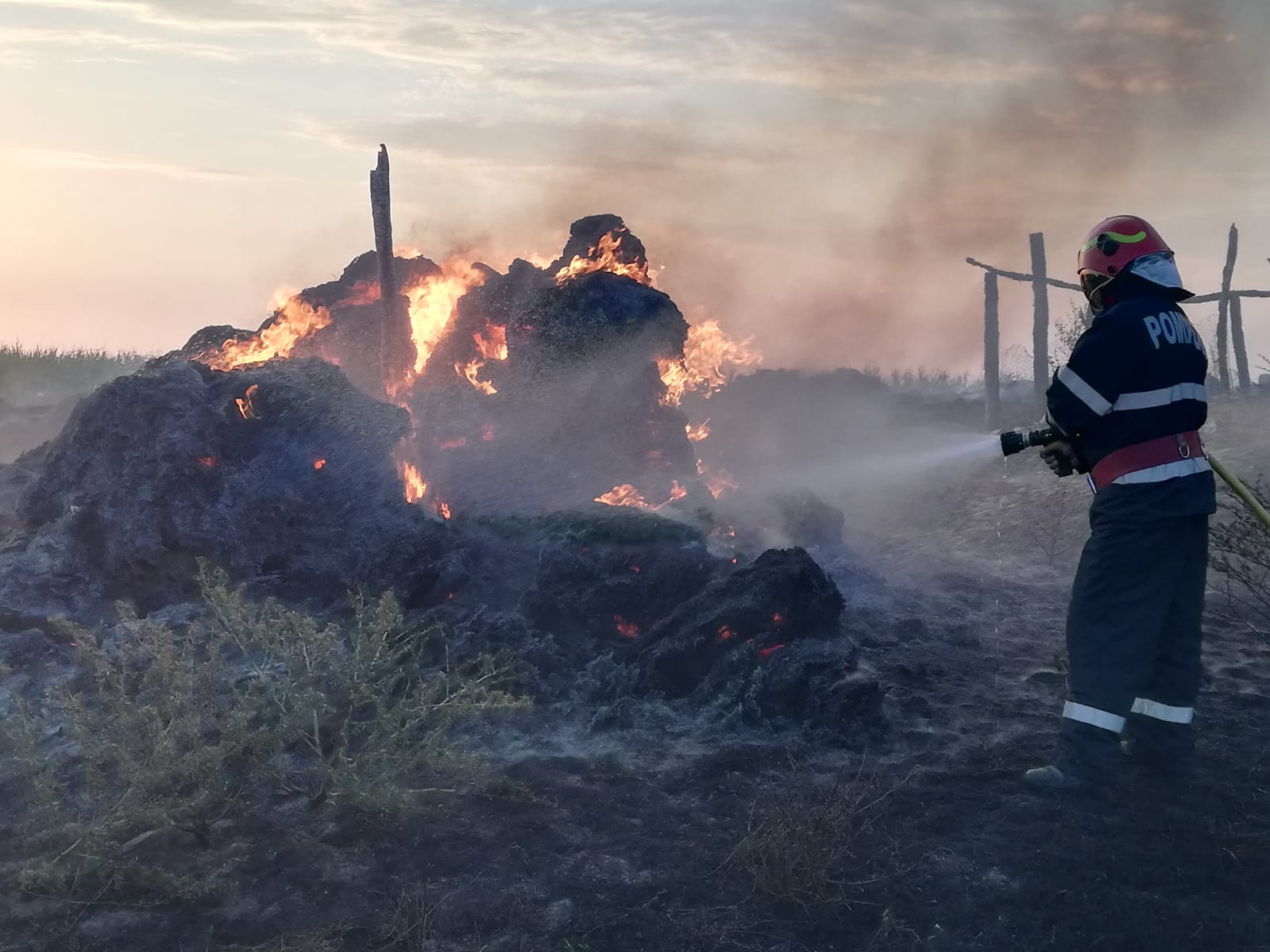 Garda Tinca- incendiu Cociuba Mare 3