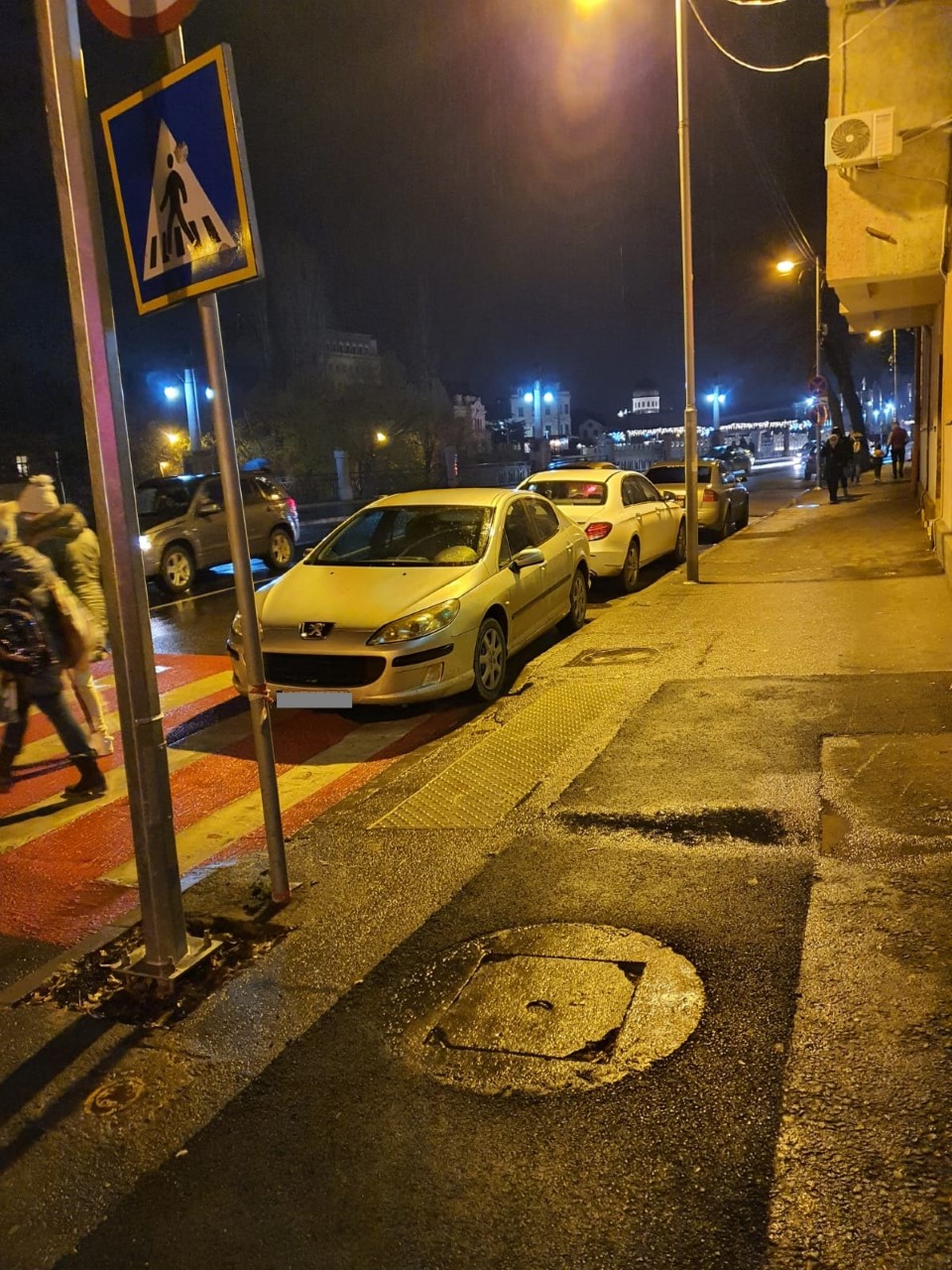 FOTO: Mașini parcate Oradea 10.12.2021