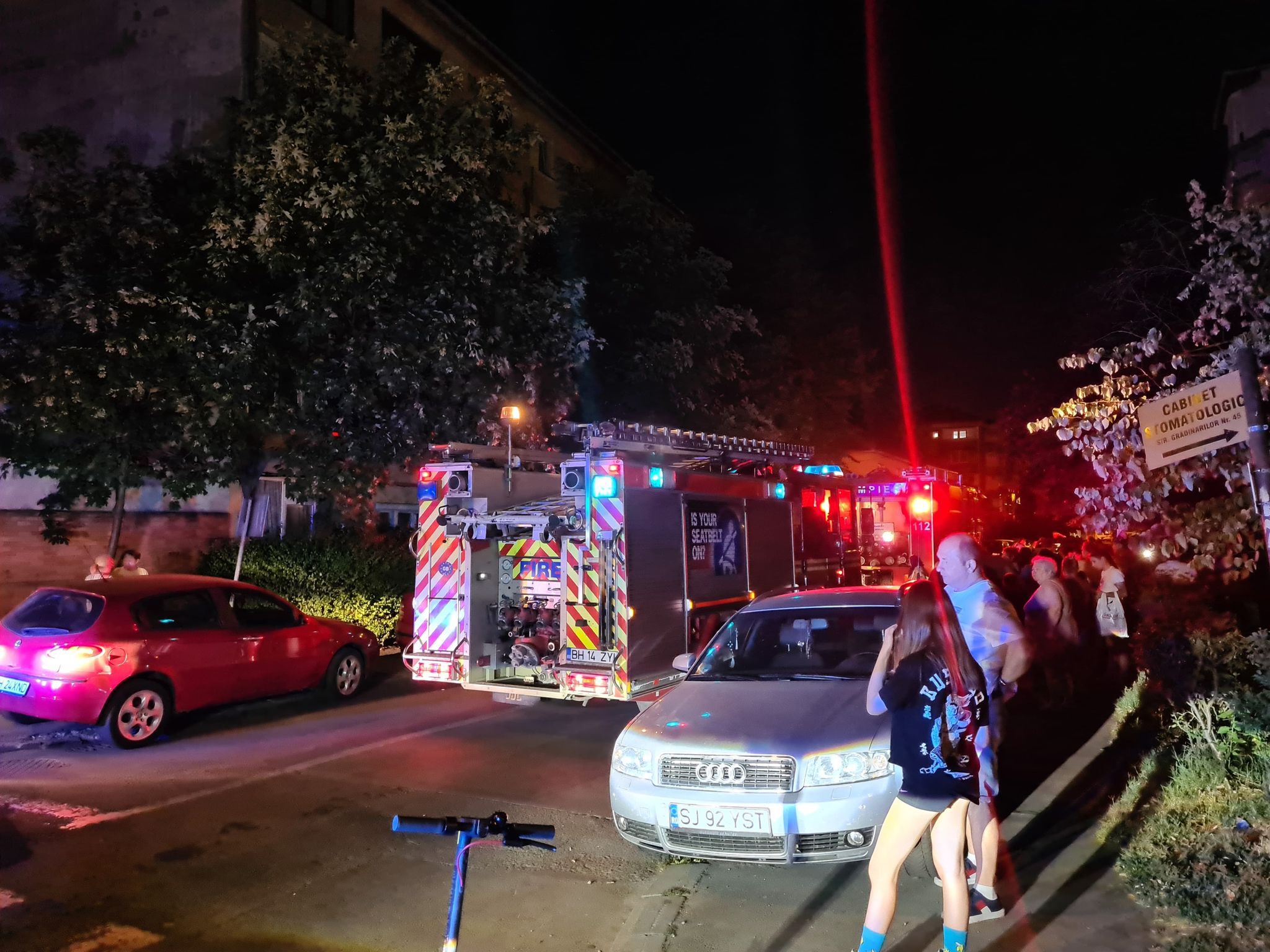 incendiu oradea pompieri noaptea (2)