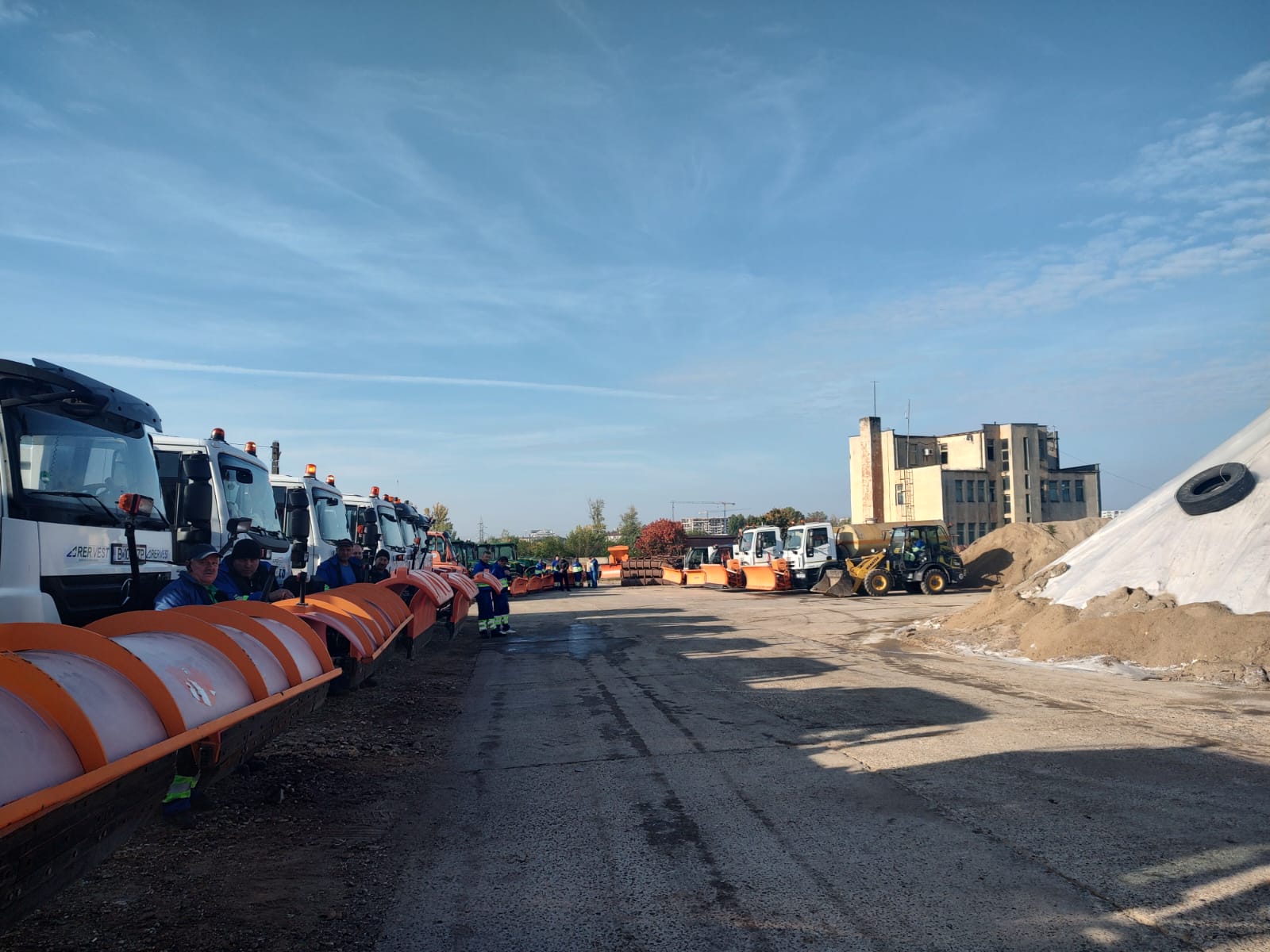 FOTO: Utilajele RER sunt gata de deszăpezire 14.10.2022