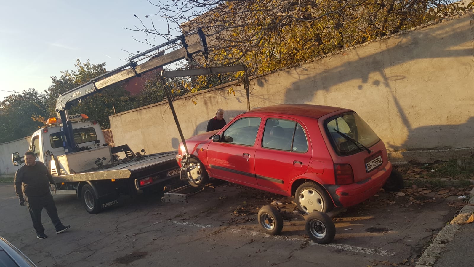 autoturism abandonat 3