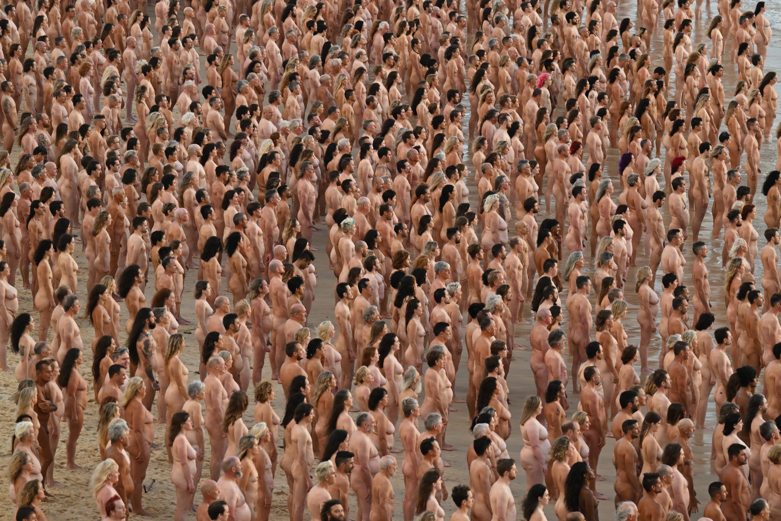 Spencer Tunick nude Sydney Bondi Beach  installation