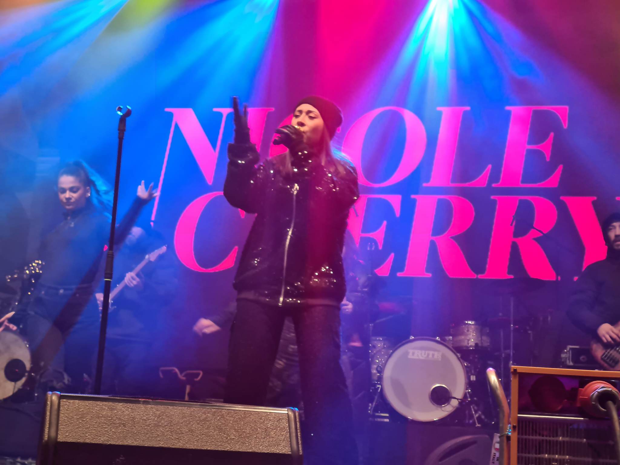 FOTO: Concert Nicole Cherry în a șasea zi a Orașului Faptelor Bune, 21.12.2022