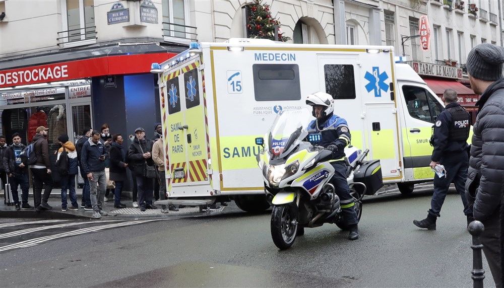 Shooting aftermath in central Paris