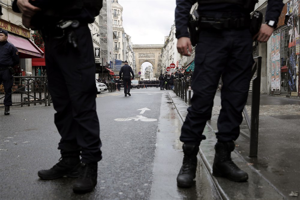 Shooting aftermath in central Paris