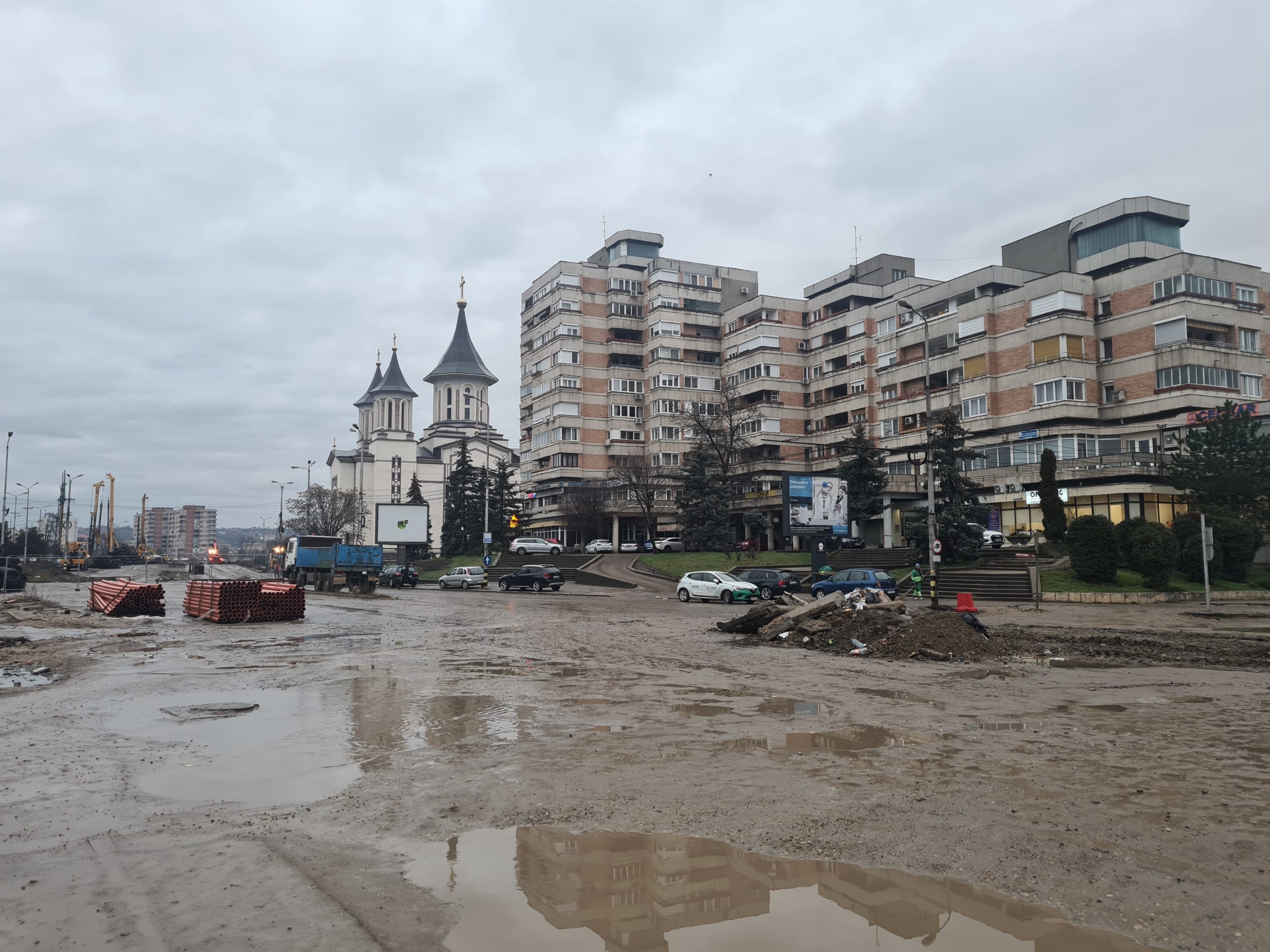 FOTO: Lucrări sub presiunea termenelor de finalizare 10.01.2021