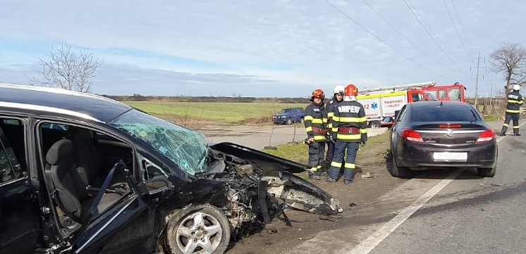 FOTO: Accident pe D.N. 19 în Episcopia Bihor 20.02.2023