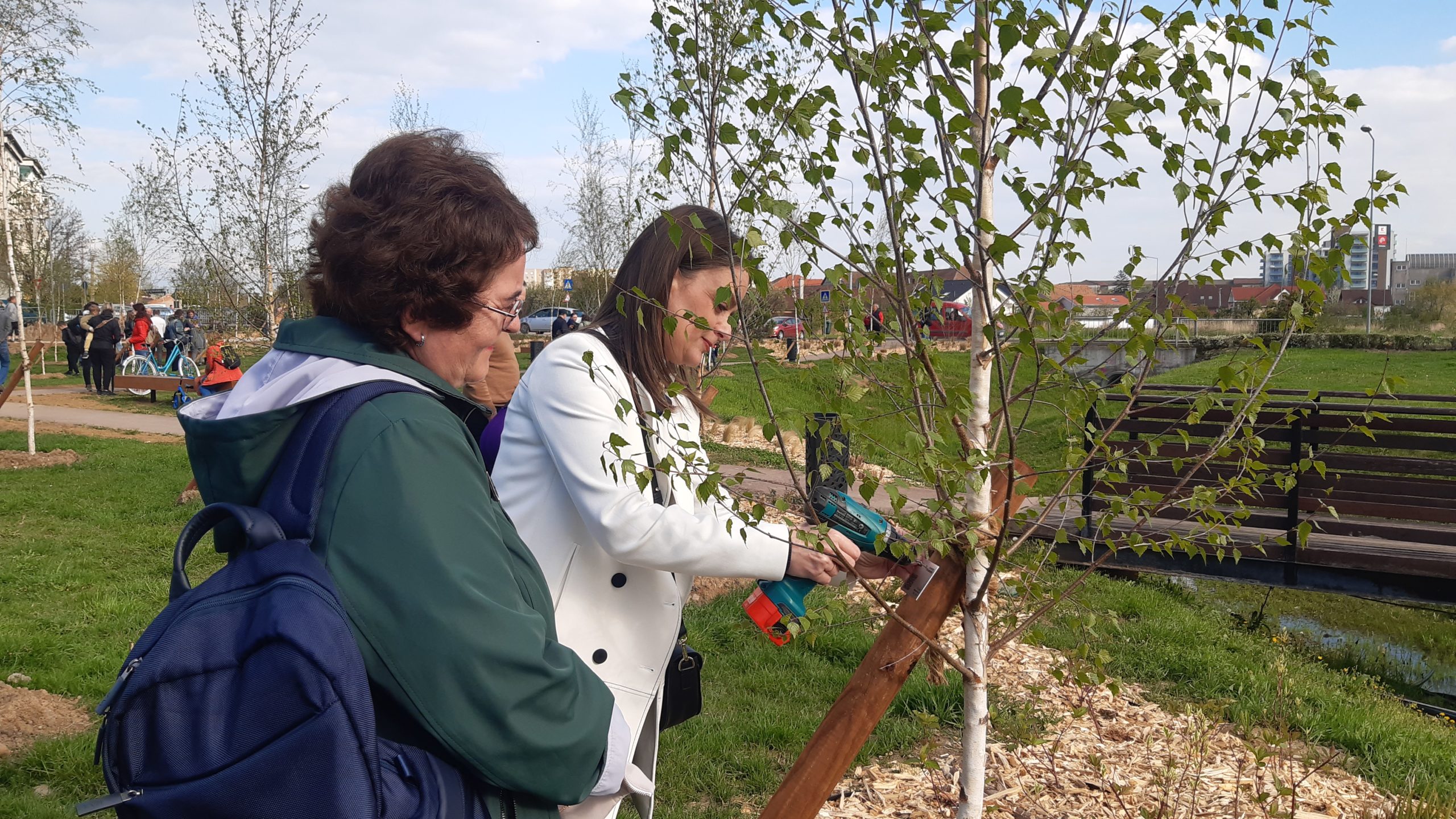 FOTO: Plantați în amintire, în Salca, 20.04.2023