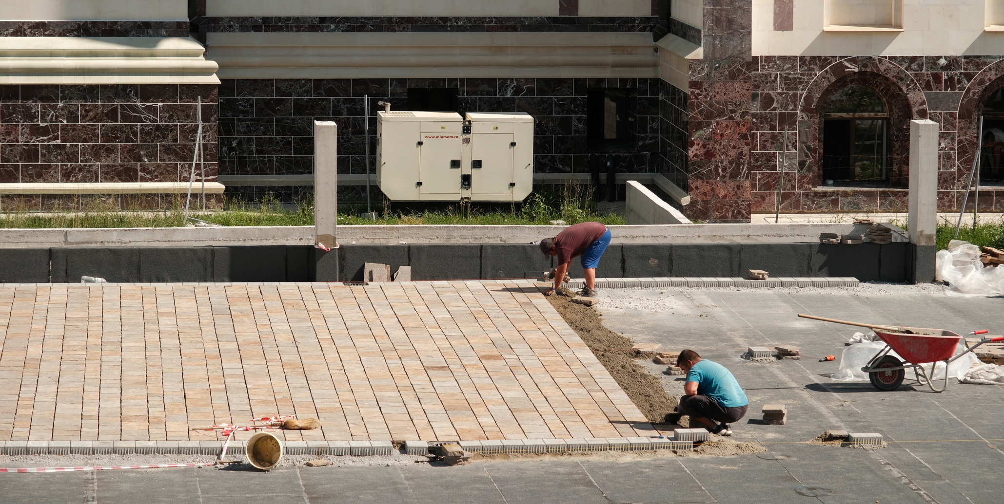 FOTO: Parcarea de la Catedrala Ortodoxă 2.08.2023