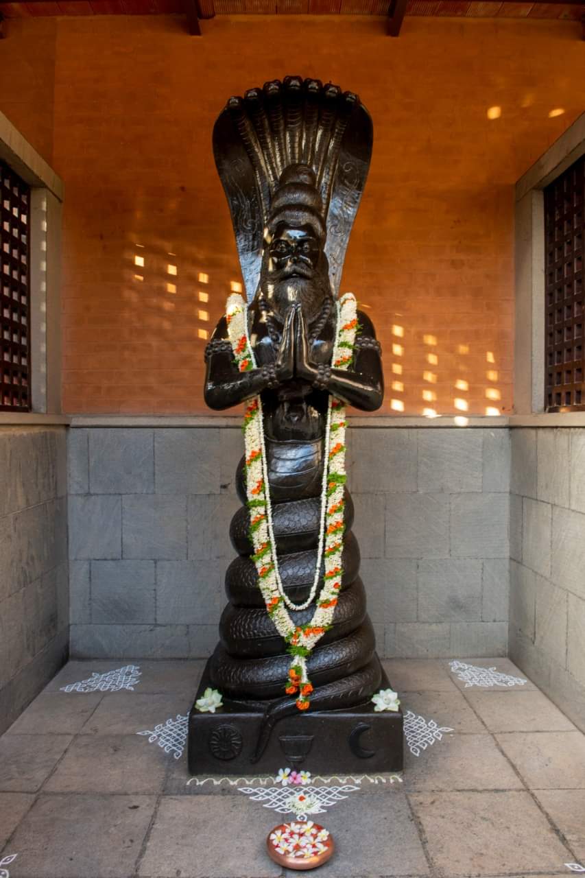 Statuia lui Patanjali, parintele yogai moderne