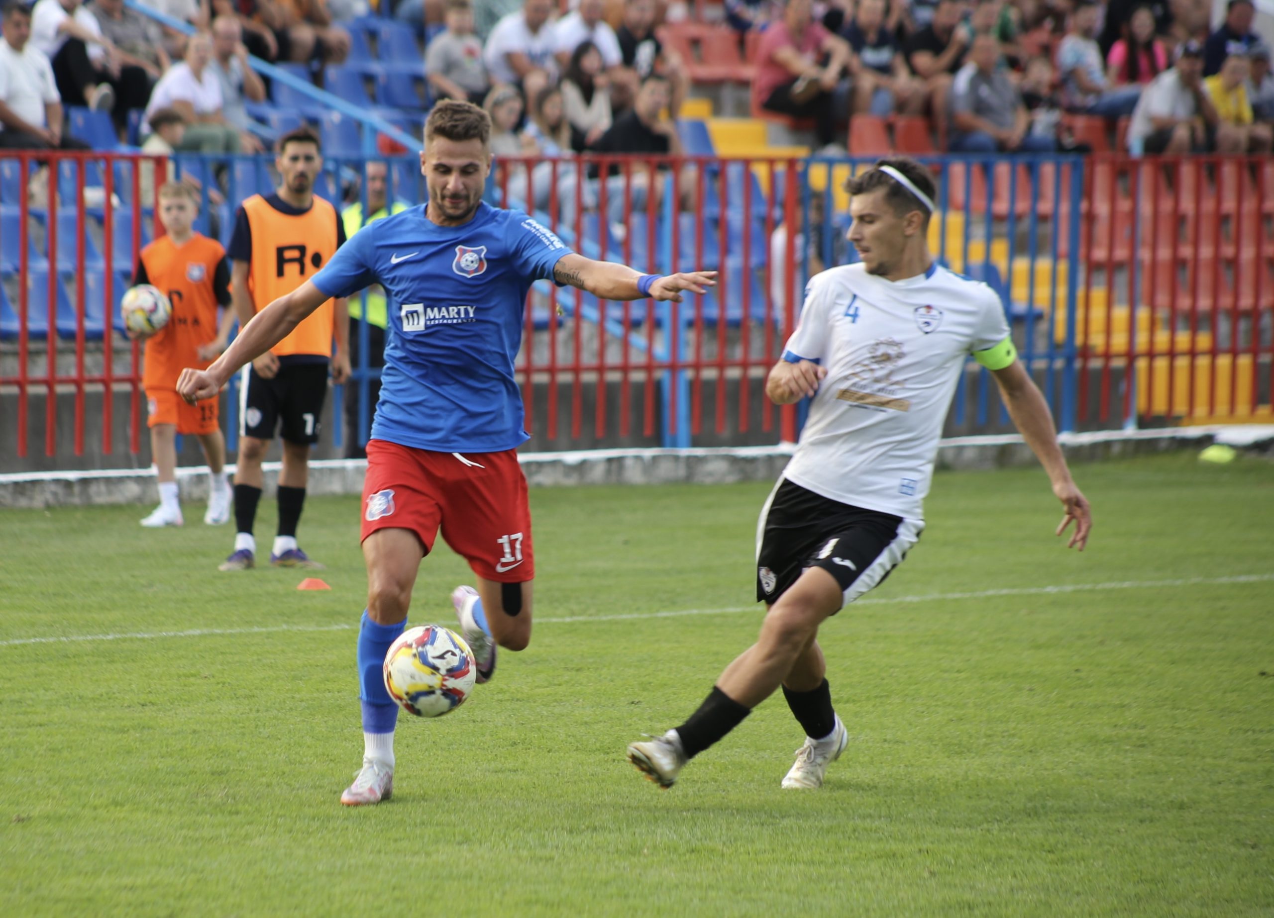 FOTO: FC Bihor - Avântul Periam 30.09.2023 foto Mălina Guler