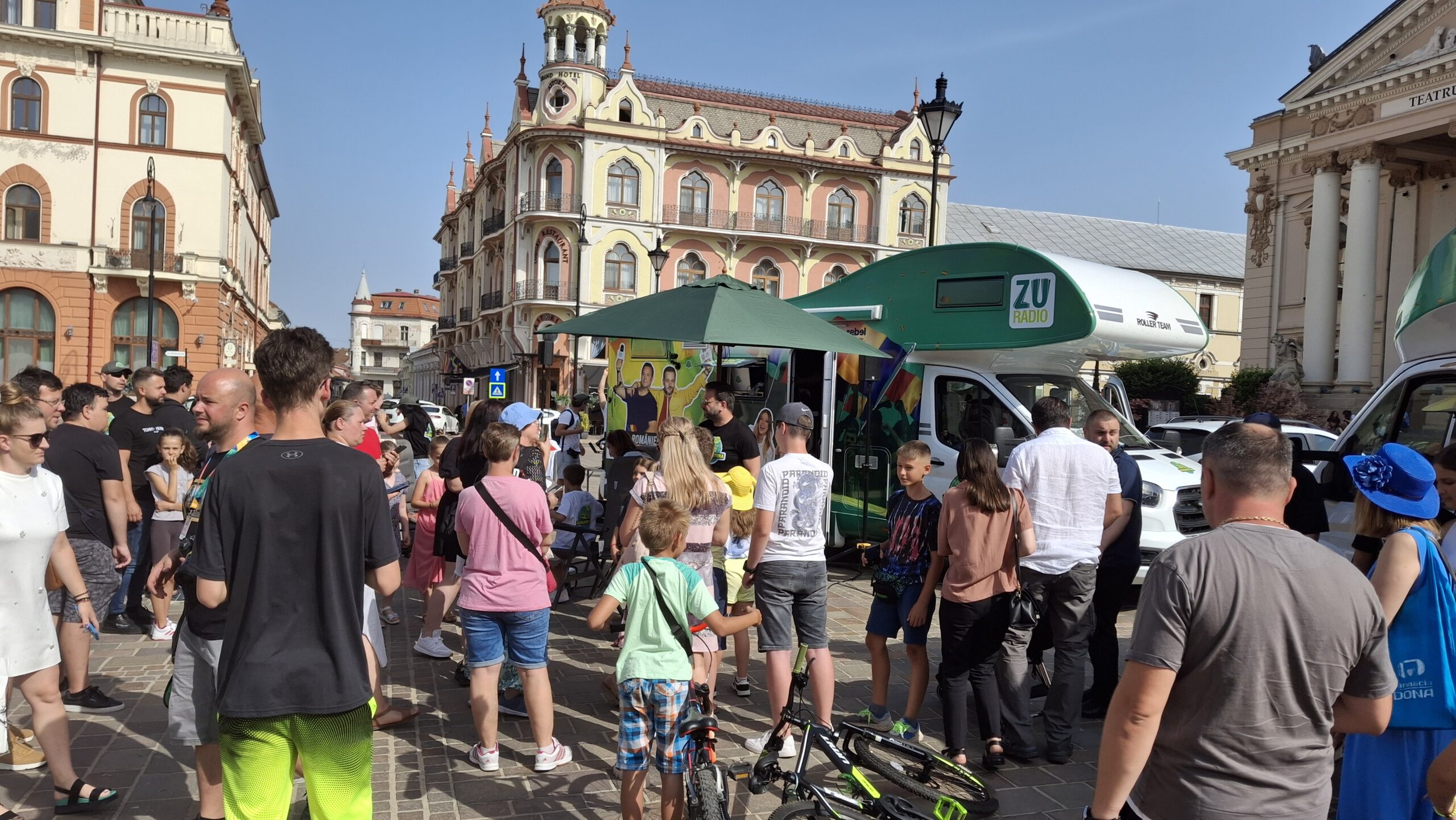 FOTO: Matinalul Radio ZU transmis din inima orașului Oradea 21.06.2024