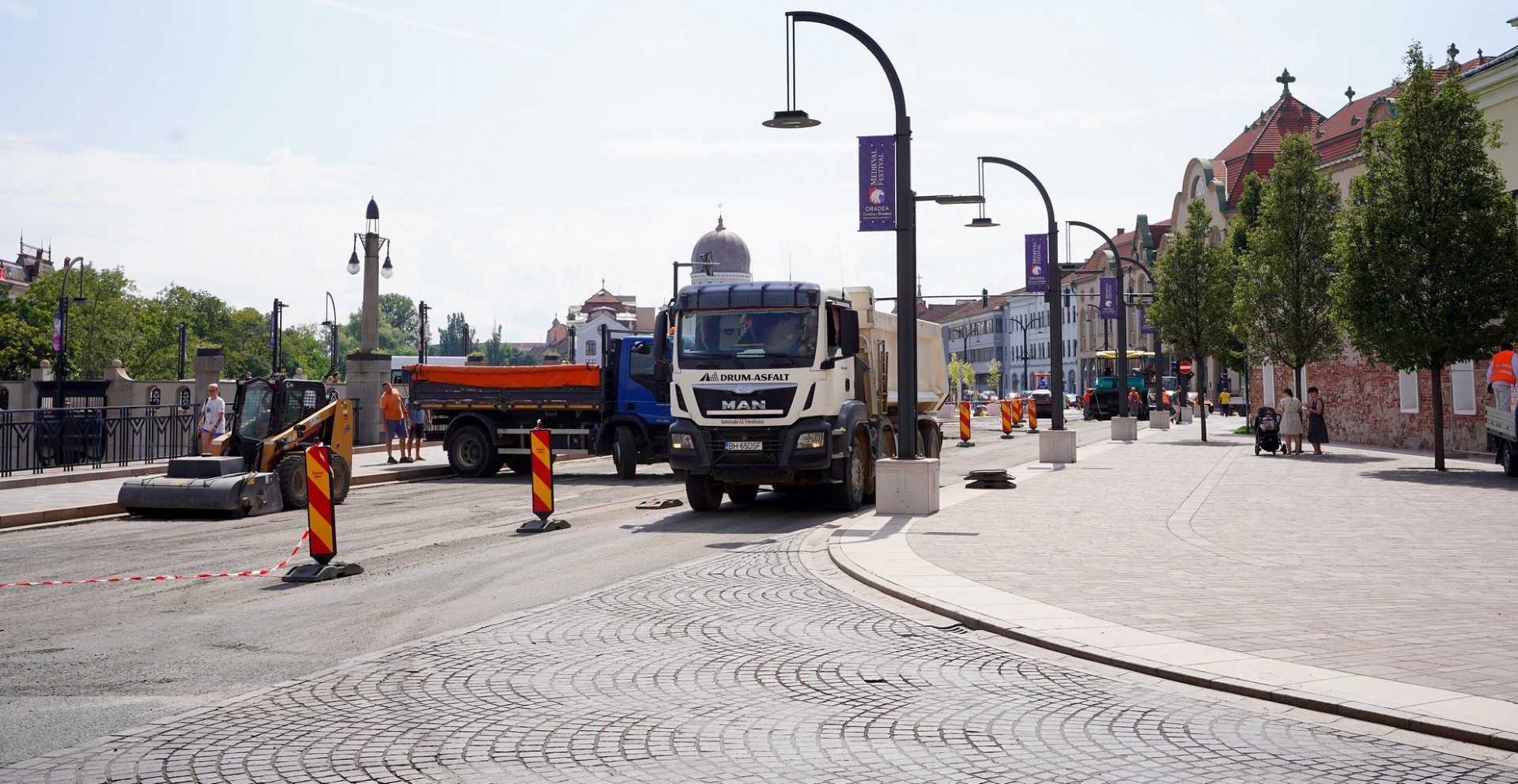 Au început lucrările de asfaltare în centrul Oradiei 28.06.2024; Foto: Alexandru Nițescu