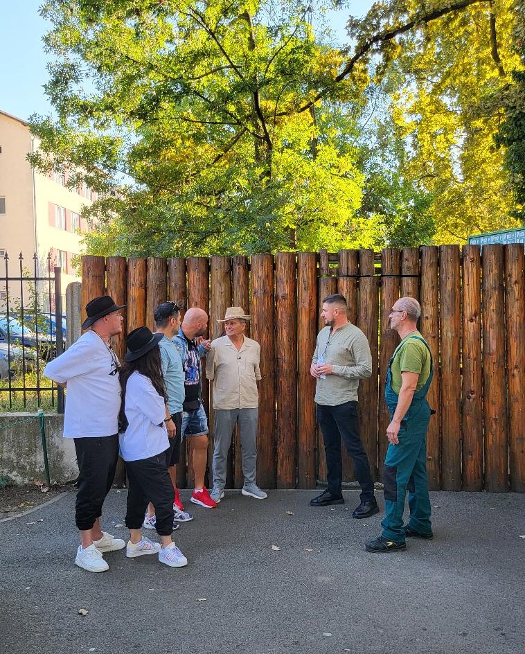 foto: Vedetele emisiunii „Poftiți pe la noi!” cu Nea Mărin au filmat și în Grădina Zoologică din Oradea, 28.09.2024