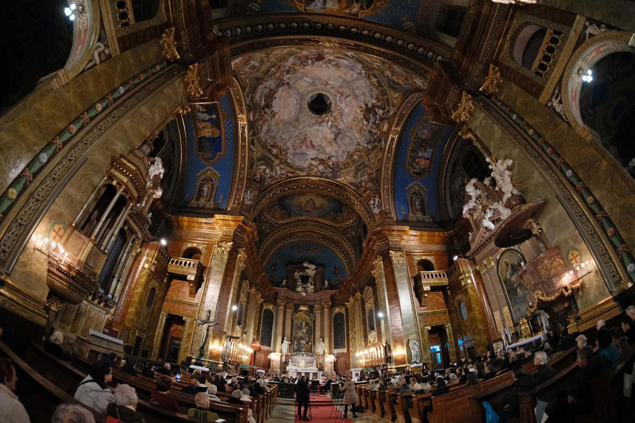 Concertul Orchestrei de Cameră „Liszt Ferenc”. Foto: Alexandru Niţescu