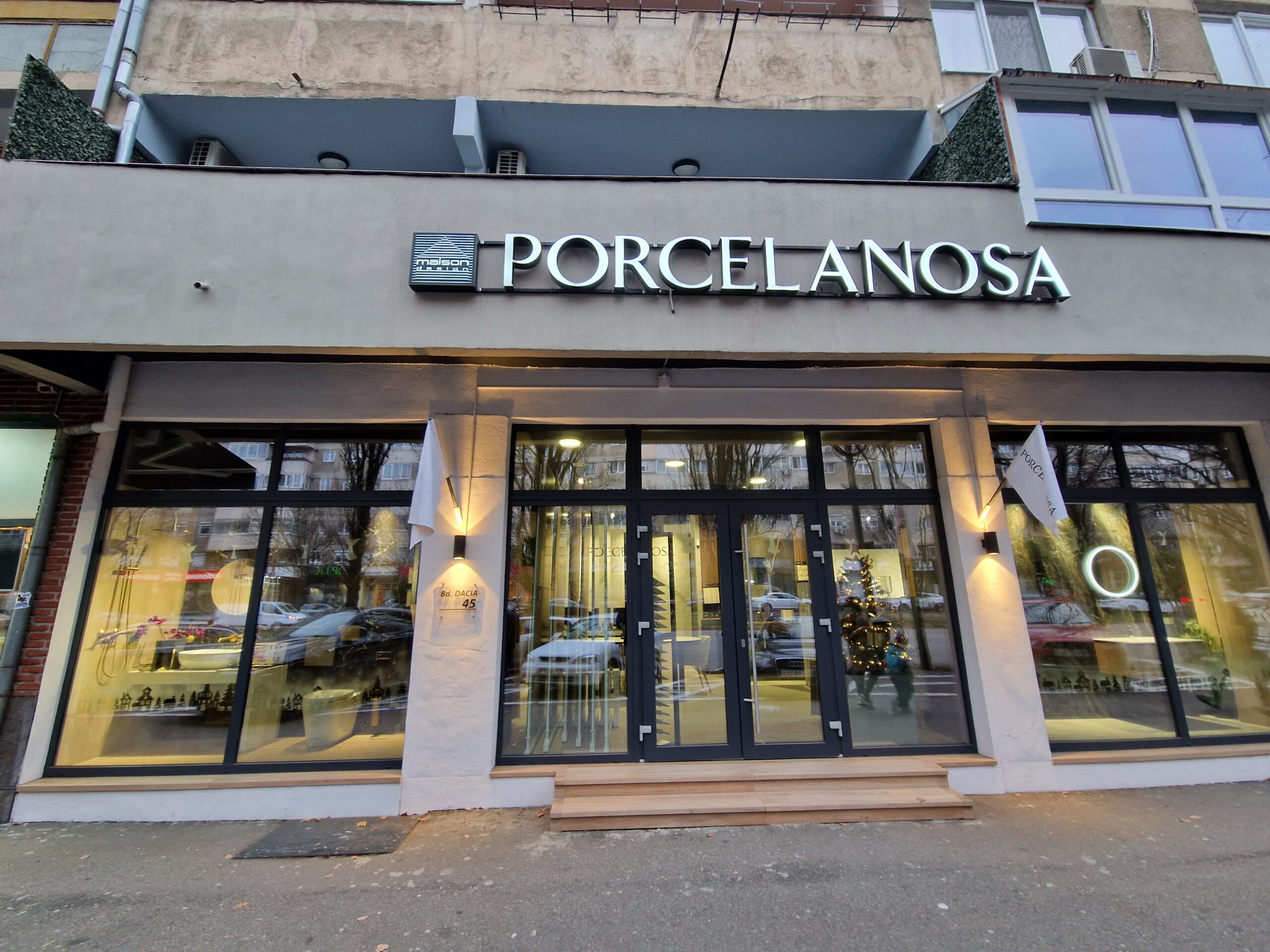 foto: Showroom Porcelanosa Oradea, 23.12.2024